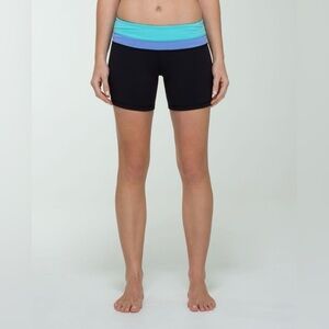 2014 Lululemon Reverse Groove Shorts Sz 6 Black Angel Blue Lullaby Full-On Luon